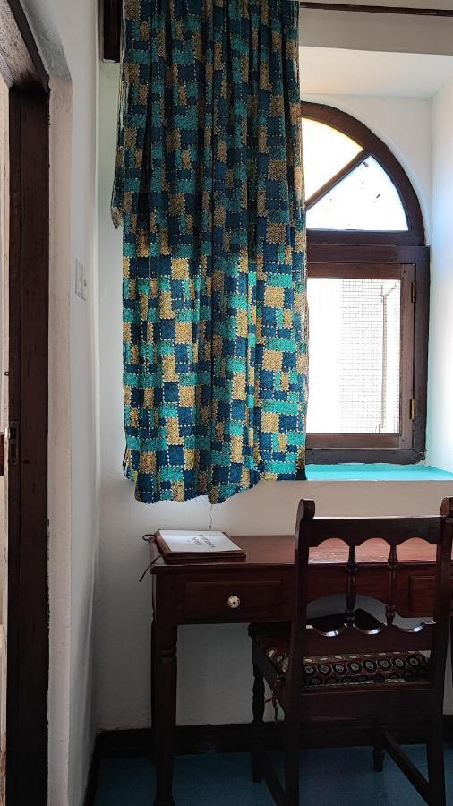 Warere Town House By Zanzibar Gem Hotel Exterior photo