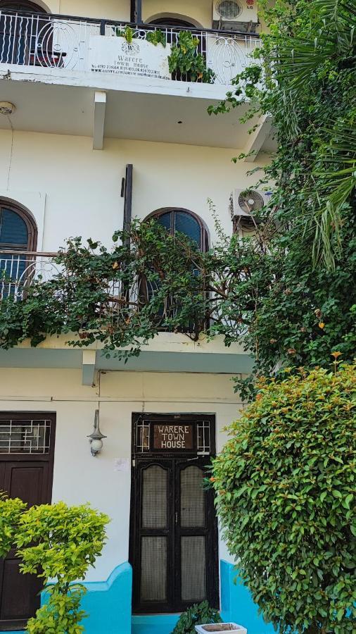 Warere Town House By Zanzibar Gem Hotel Exterior photo