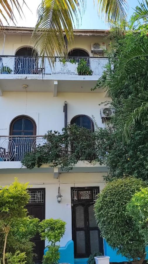 Warere Town House By Zanzibar Gem Hotel Exterior photo